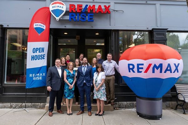 Re/Max Rise