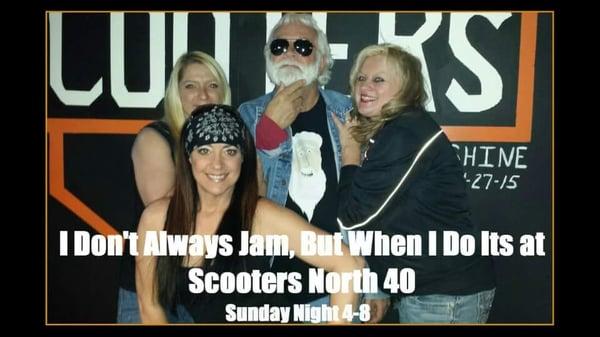 Scooters North 40