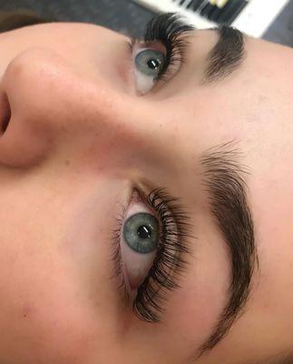 Classic eyelash extensions