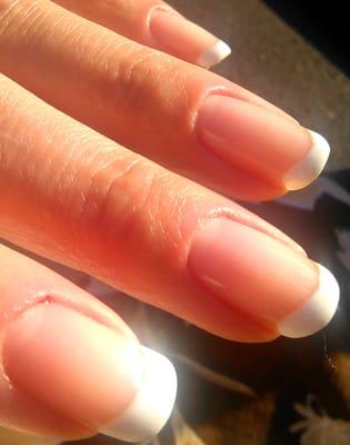 OUCH! I left bleeding and sore with a lumpy, uneven gel french manicure. Stephanie Alexandria is a NUTCASE with a dirty station.