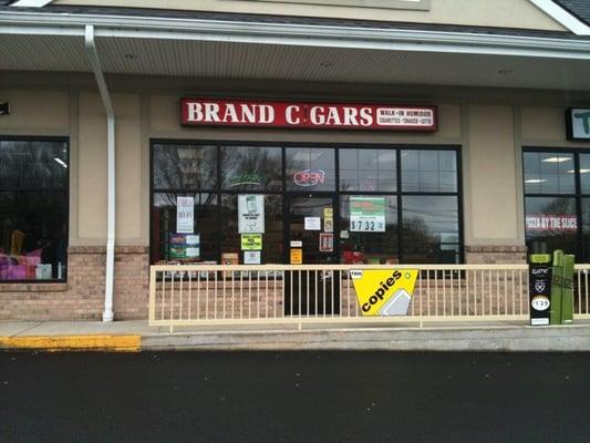 Cigar shop in Monroe, CT