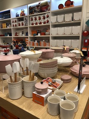 Le Creuset Outlet Store