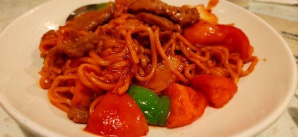 Tomato Beef Chow Mein