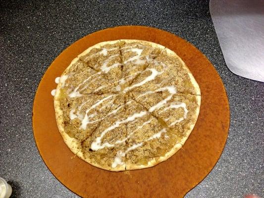 Apple Pie Pizza w/Icing... Anyone?! Dessert after a Large!