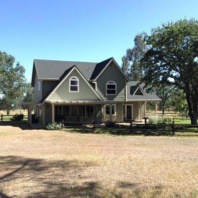 $599,900 4/2.5 Beds/bath 2044 SQFT on 21 Acres!