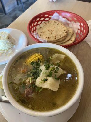 Caldo Sopa de Res Coin Porcion de Arroz