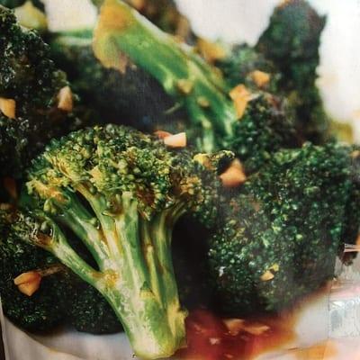 Broccoli with brown sauce (no cornstarch add some garlic) choices of combo ,small or large size