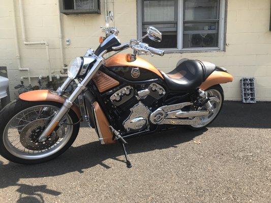 Ceramic coating and custom rear light set up on this 08 Harley special edition