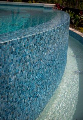 Makena Pool
 in Lunada Bay Glass Tile