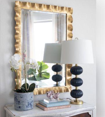 Create a statement with a special mirror