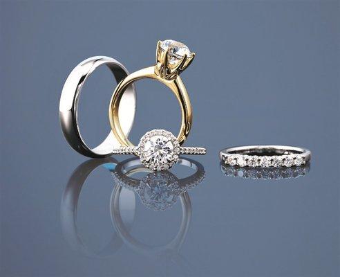 We have both men's and women's wedding bands and engagement rings!