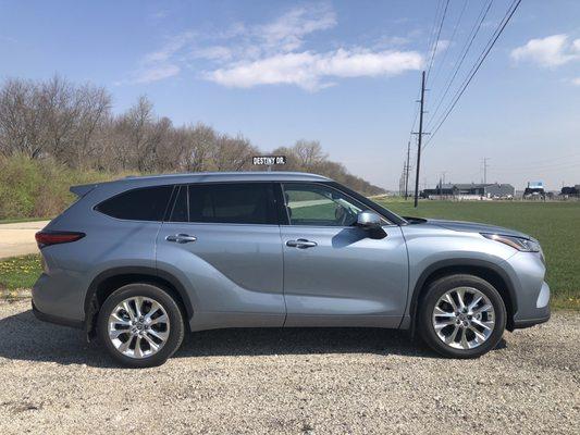 My new 2021 Toyota Highlander!