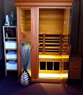 Far infrared sauna