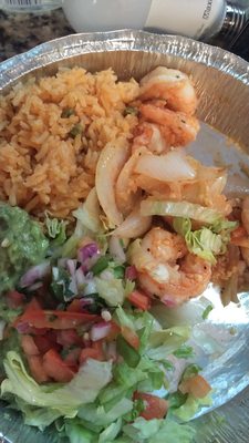 Garlic shrimp. It came with two tortillas.