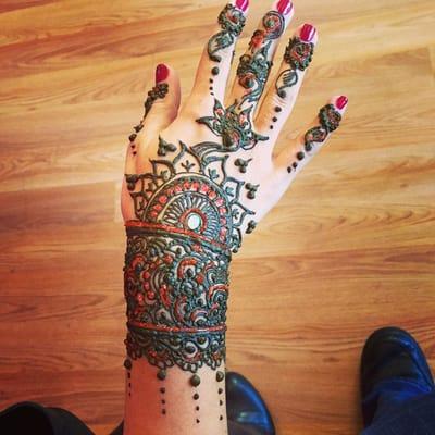 Henna Hand