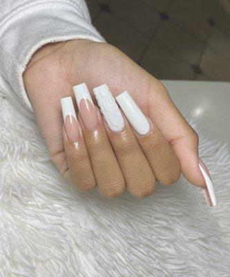 Any nails trend u ask for we got them