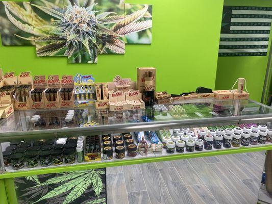 smoke shop taft street pembroke pines open late