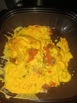 This is "Boom Chicka Mac" made with apathy to resemble vomit. Would you believe this cost $6.00?!