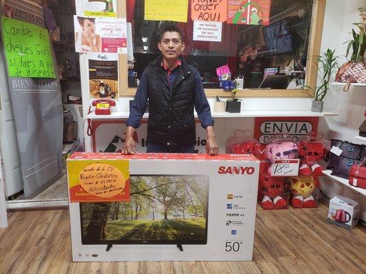 Ganador del sorteo de la TV realizado en perfumeria jasmin