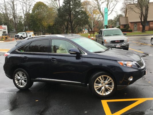 "Emerald Class" vehicle (Lexus RX 450 Hybrid)