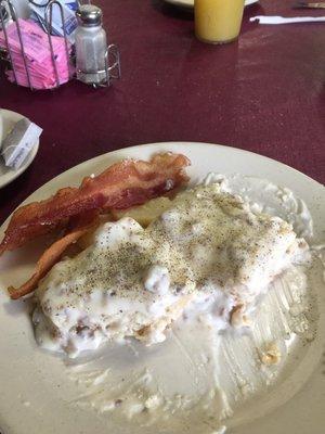 Sausage gravy, biscuits and crispy bacon..sweet!!