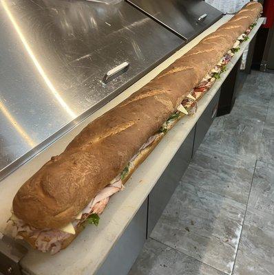 6 foot sandwich