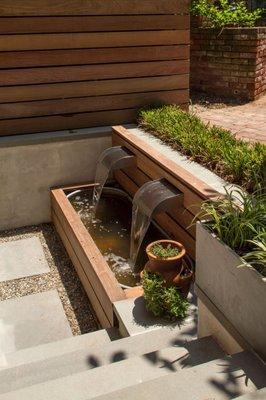 Landscape Architecture: Sunken Micro Court with Fountain