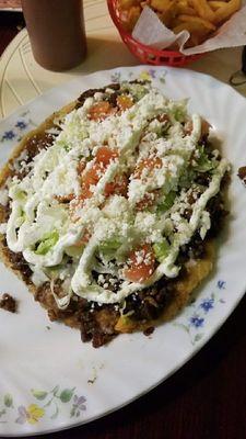 Huarache de Carne  Asada