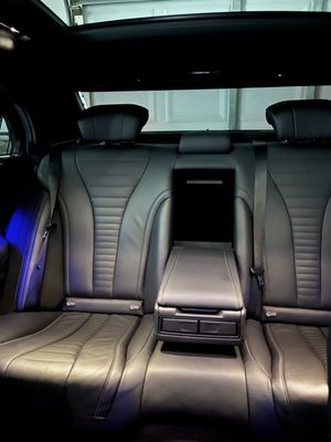 Mer4cedes Benz S-550, interior.