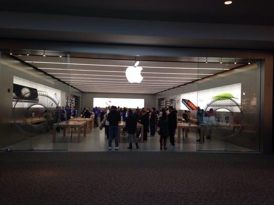 The Apple Store is open