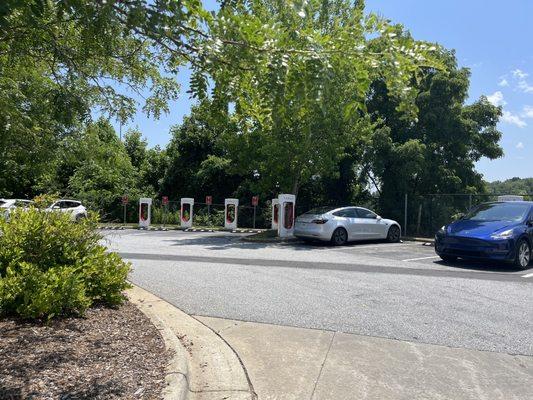 Thetford Street Tesla Supercharger in Asheville, NC