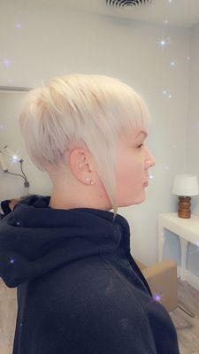 Platinum blonde short cut