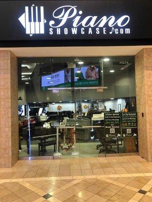 Piano Showcase at the Galleria Mall