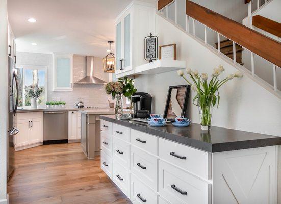 Modern Farmhouse Kitchen  & Dining Room