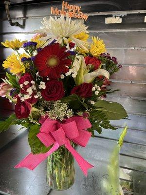 MIXED FRESH FLOWERS ARRANGEMENT $50