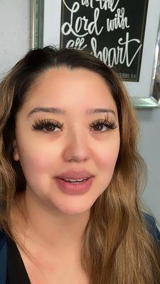 Hybrid Eyelash Extensions