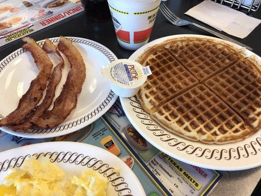 Kids waffle with bacon