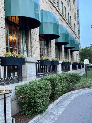 Exterior view of the Army Navy Club in Washington DC