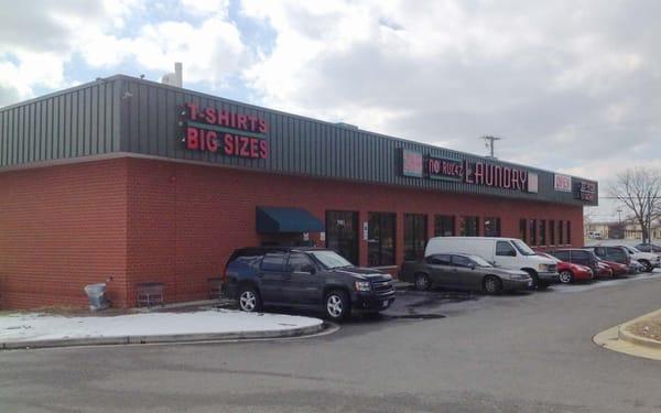 SuperSuds Laundromat Suitland is open 24 hours. It's also well-equipped with detergents, snacks and drinks for your convenience.