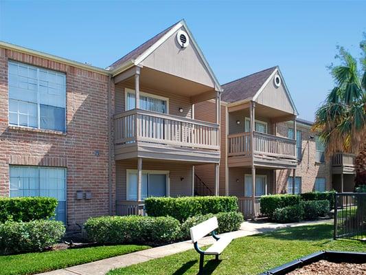 Private Patios/Balconies