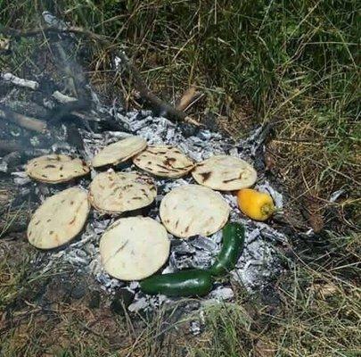 gorditas  de barbacoa , pork , fajita , nopalitos ,chicharron , rajas.