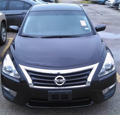 2014 Nissan Altima with low miles!  Great black interior.  Keyless remote.  Stop by and test drive her today and fall in love! 3