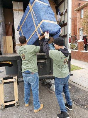 Loading up the truck!