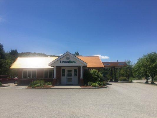 Our branch in Hardwick, Vermont serves commercial, personal, and municipal customers. Stop in to meet our team!