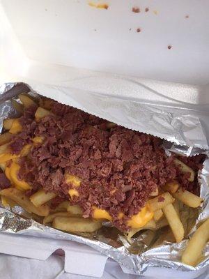 Corn Beef Cheese Fries