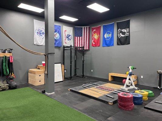 We at Smokey Hollow CrossFit love America