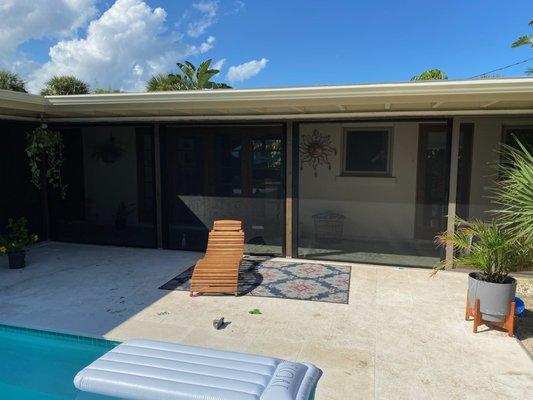 screen room at a pool deck