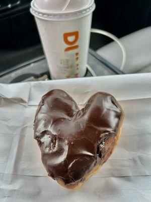 Heat shaped custard filled with Midnight coffee