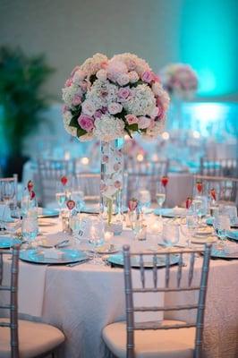 From simple to over the top, we are hear to assist you to achieve the wedding of your dreams!