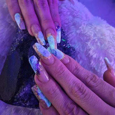 Glow in the dark gelpolish